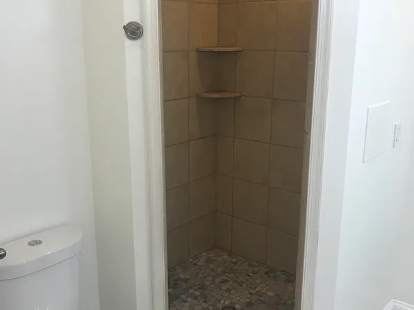 809 N 2nd St Floor 2, Philadelphia, PA 19123