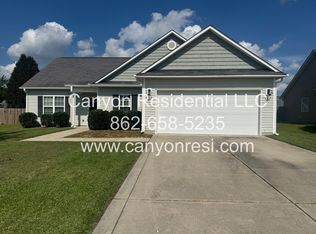 567 Broad Dr, Raeford, NC 28376