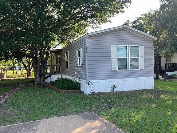 2nd image of 117 Oak Trl