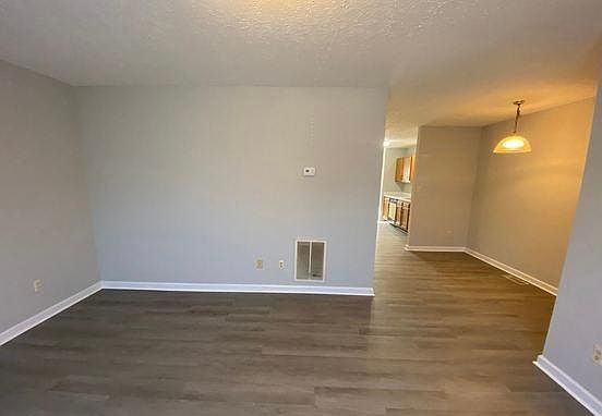 4th image of 216 Amy Ct APT A