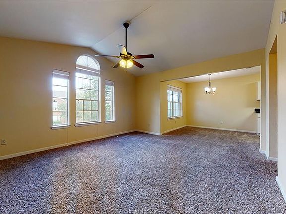 2nd image of 701C Balcones Dr #36