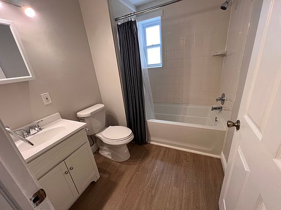 4th image of 65 N 4th St APT 1