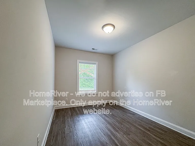 302 Beaumont Cir — Photo 14