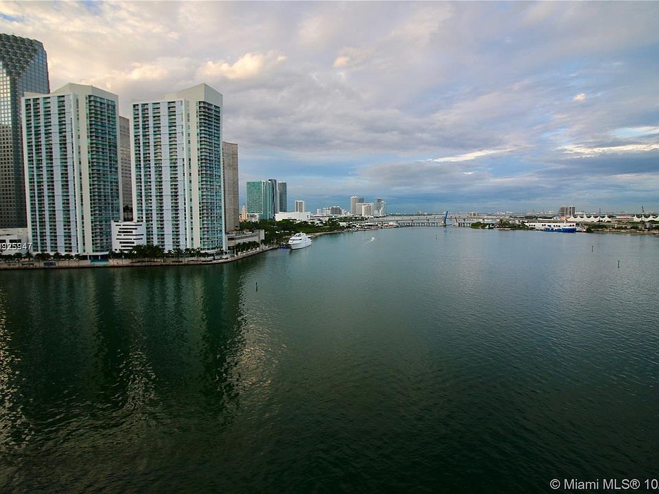 1st image of 848 Brickell Key Dr APT 1202