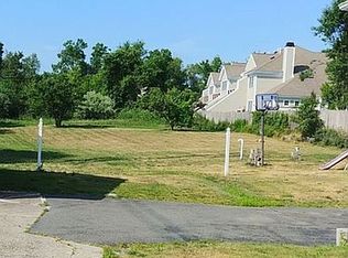 416 Salem St, Wakefield, MA 01880
