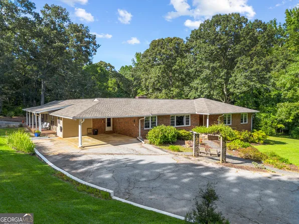 3935 Zoar Church Rd, Snellville, GA 30039