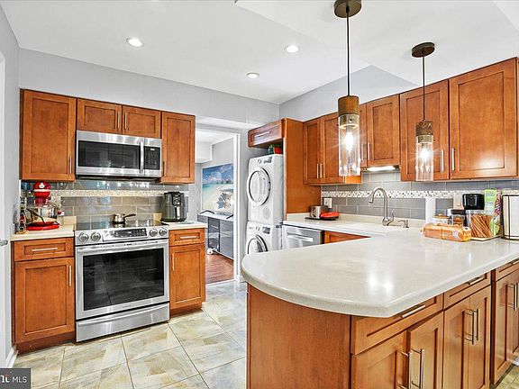 5th image of 14429 Cool Oak Ln