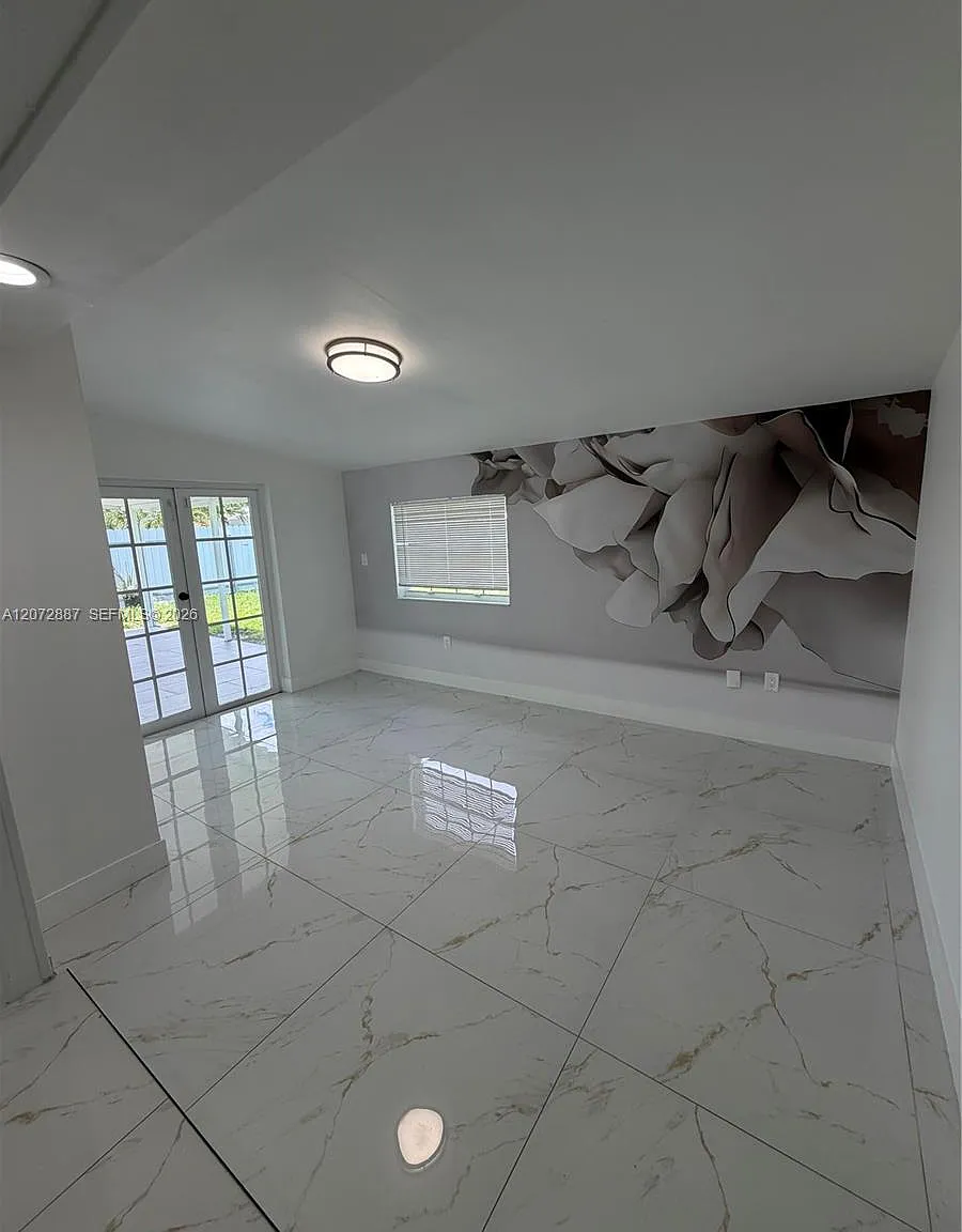 Westhaven Heights 1st Add — Photo 1