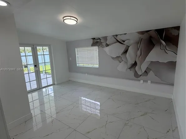 6480 W 13th Ave, Hialeah, FL 33012