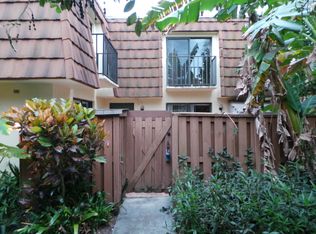 5226 Cedarbend Dr APT 4, Fort Myers, FL 33919