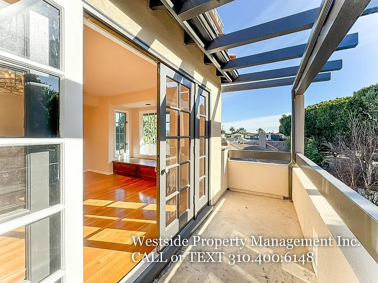 2445 22nd St — Photo 50