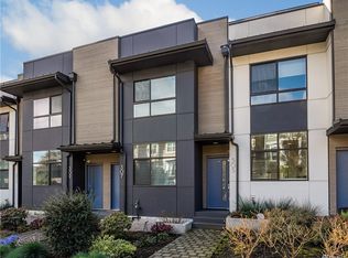 305 Valley St, Seattle, WA 98109