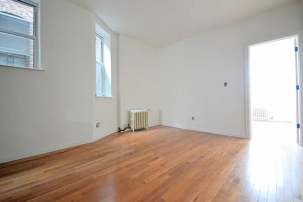 Rented by Bold New York | media 10