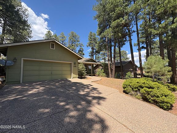 4th image of 1636 W Ashley Way