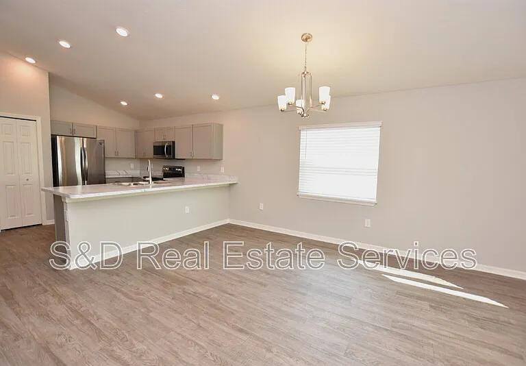 372 Cascara Ln — Photo 8