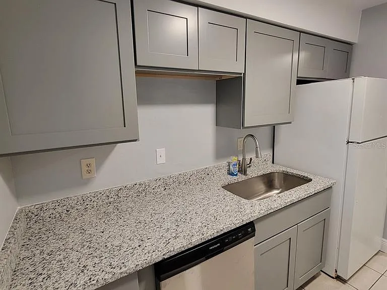 784 E Anderson Rd — Photo 10