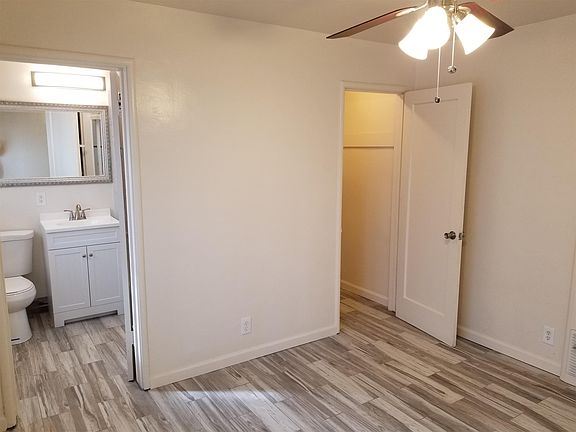 4th image of 1820 O St APT 08