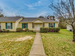 1015 Sable Dr #B, Pensacola, FL 32514