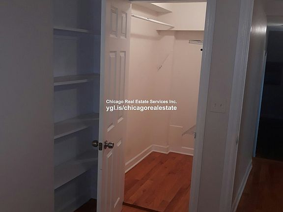 3rd image of 4866 N Magnolia Ave #1