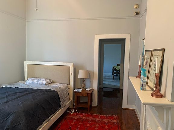 5th image of 825 Jena St