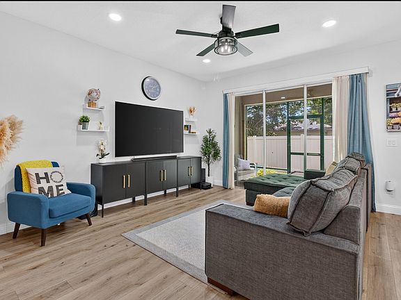 4th image of 10482 Whittington Ct #1