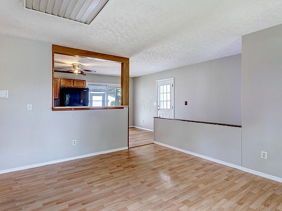 5th image of 613 Juniper Ln