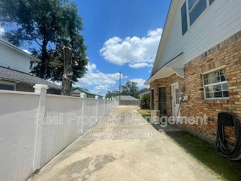 1022 Wooddale Blvd — Photo 35