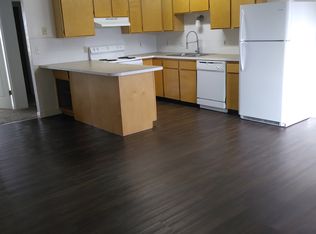 109 Lilac Way APT B, Evanston, WY 82930