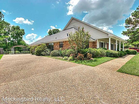 4th image of 5532 Lake Side Dr