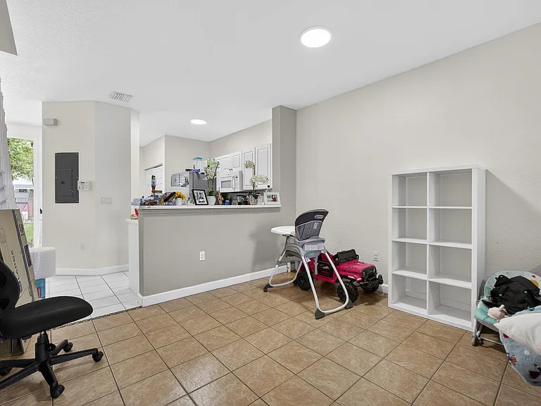 4147 Napoli Lake Dr — Photo 8