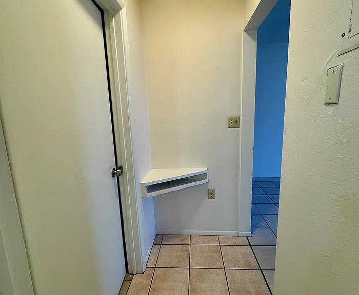 5250 E Bellevue St #B — Photo 14