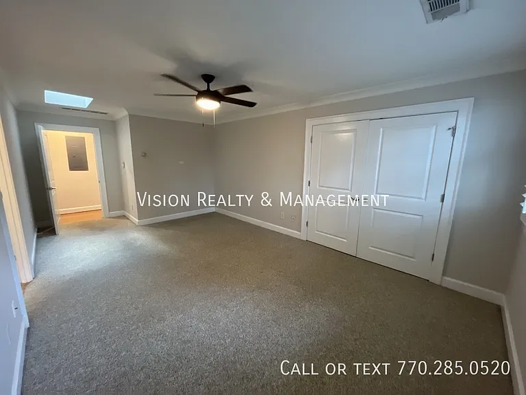 977 Cummings St SE — Photo 27