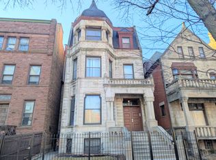 3612 S King Dr APT 3, Chicago, IL 60653