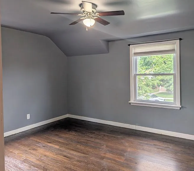 320 Beacon Pl — Photo 7