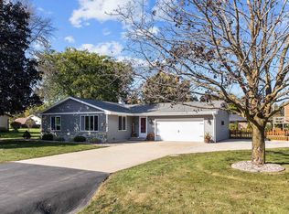 W6176 Pilgrim St, Appleton, WI 54914