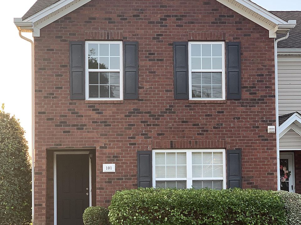 1st image of 101 Oak Valley Cir