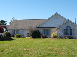 8720 Manore Rd, Grand Rapids, OH 43522