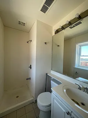 Rented by OOAKB&F INC | media 18