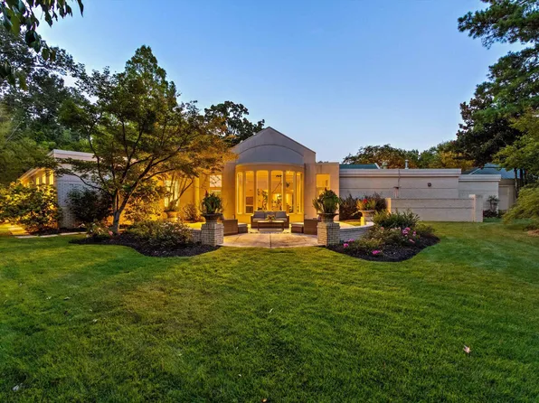 333 Winter Oak Ln, Memphis, TN 38120