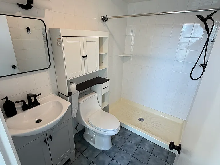 110 Passaic Ave #2 — Photo 6
