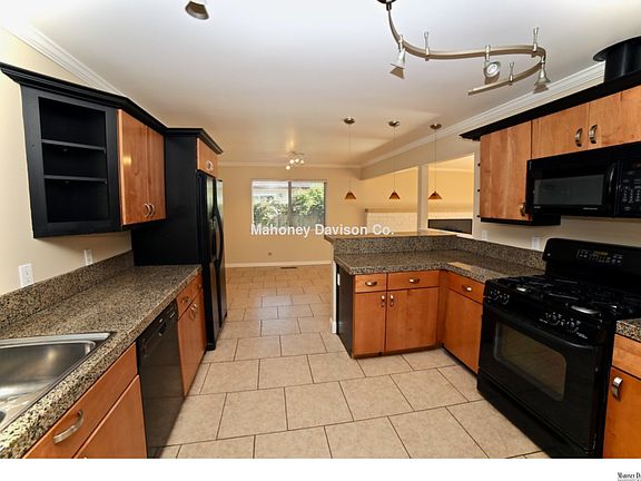 4th image of 2032 Knight Ave