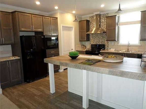 2nd image of 9947 Killdeer Ln
