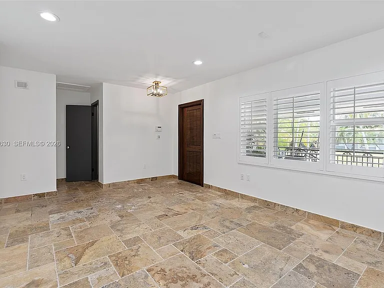 8745 SW 182nd Ter — Photo 12