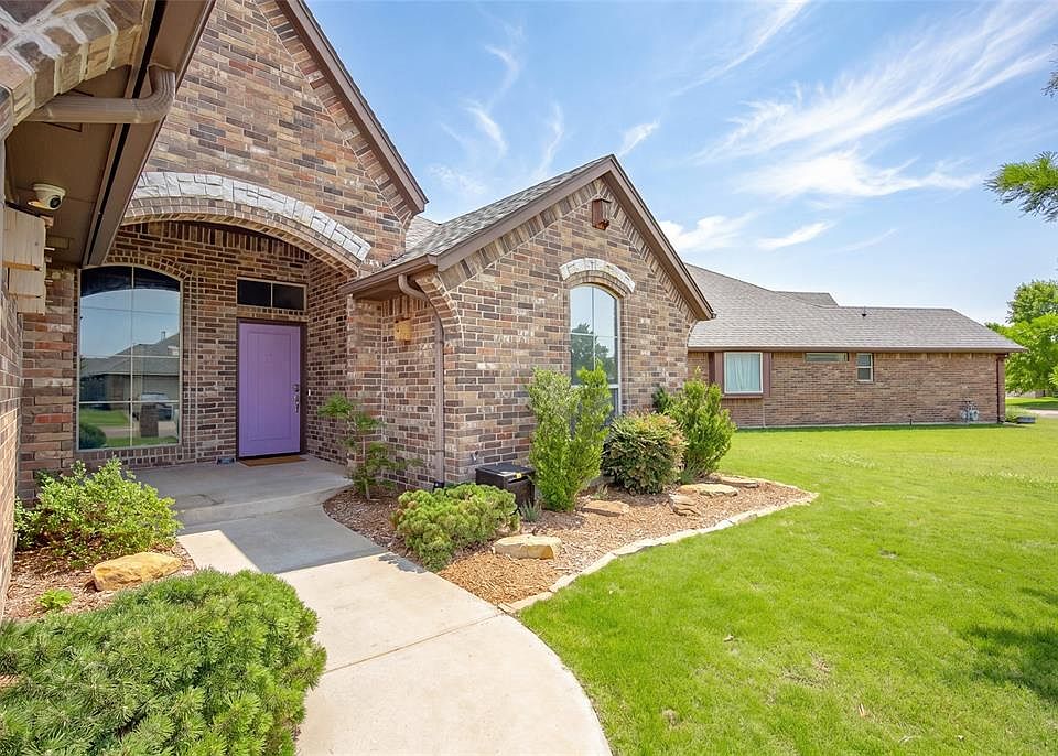 1st image of 17305 Serrano Dr