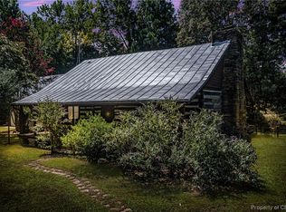 122 Lancelot Dr, Reedville, VA 22539