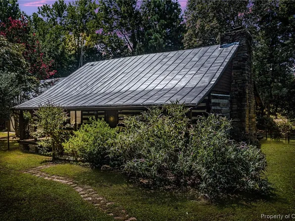 122 Lancelot Dr, Reedville, VA 22539