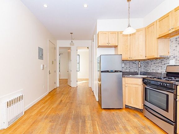 2nd image of 90 Wilson Ave #Aa2