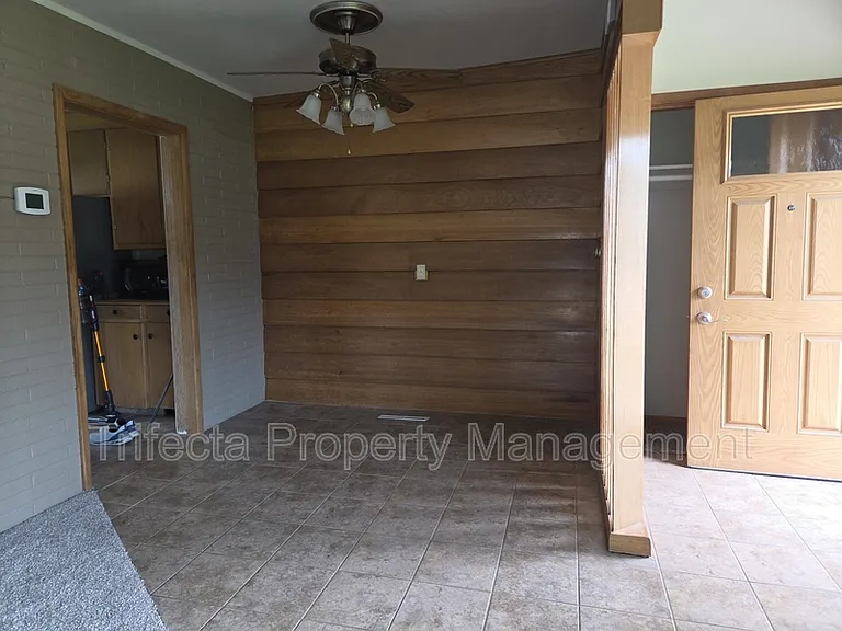 630 N Taft Hill Rd — Photo 10