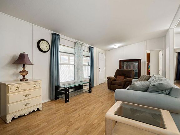 5th image of 51555 Monroe St Space 44