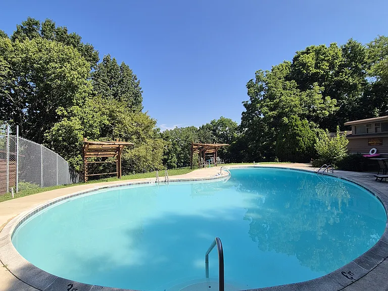 985 N Lewis Pl — Photo 25